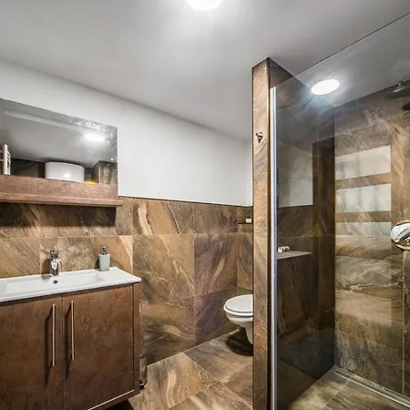 Old Drum * بودابست